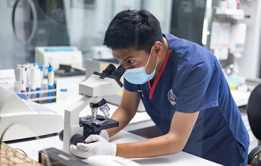 Laboratorio clínico de Hospital Durán