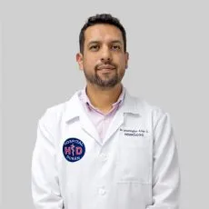 Dr. Washington Arias